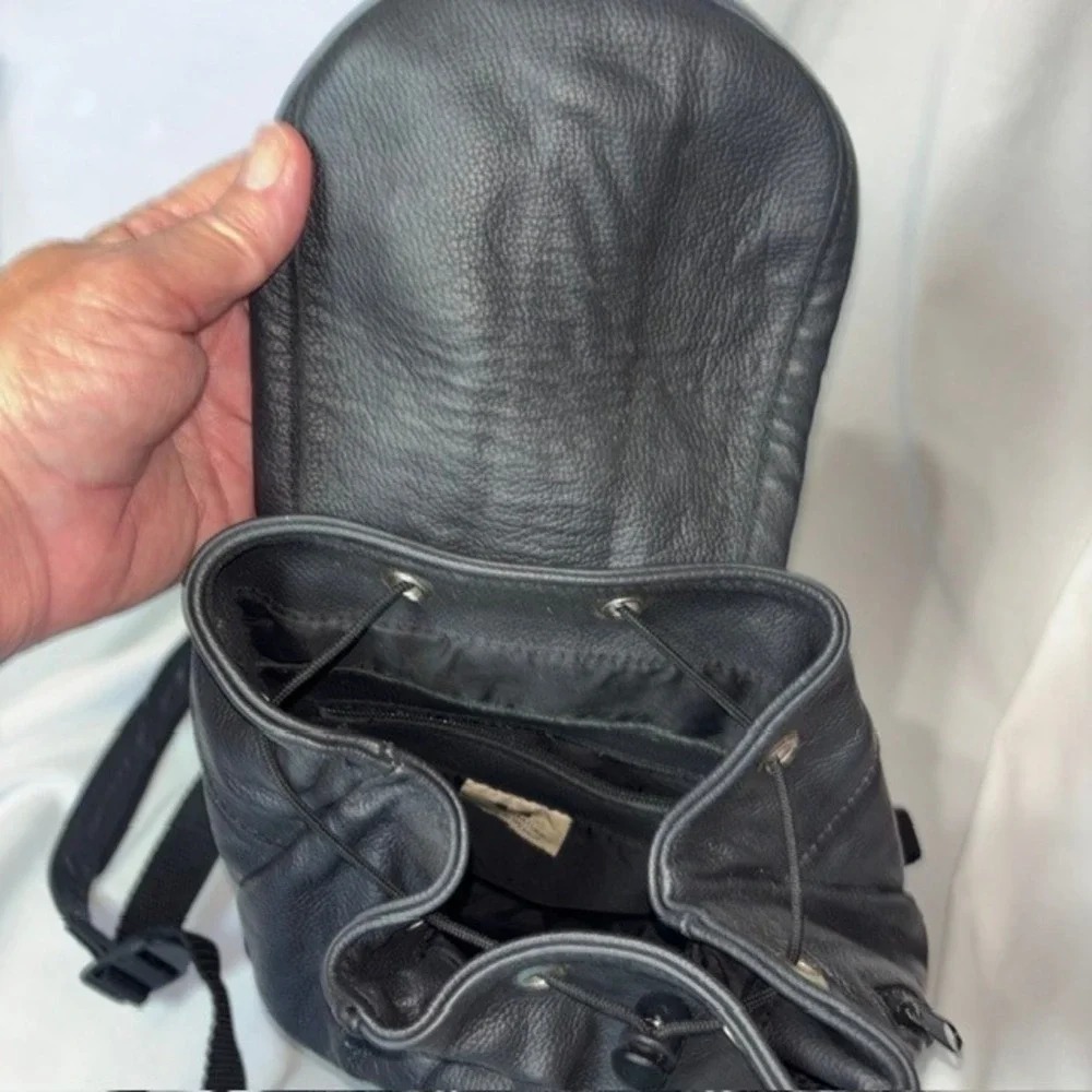 N/A genuine leather